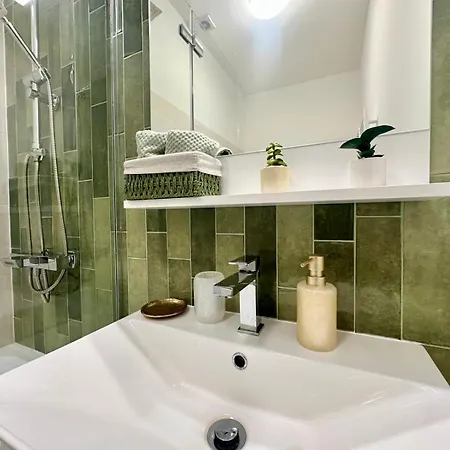 Apartment Mecset Design Budapest